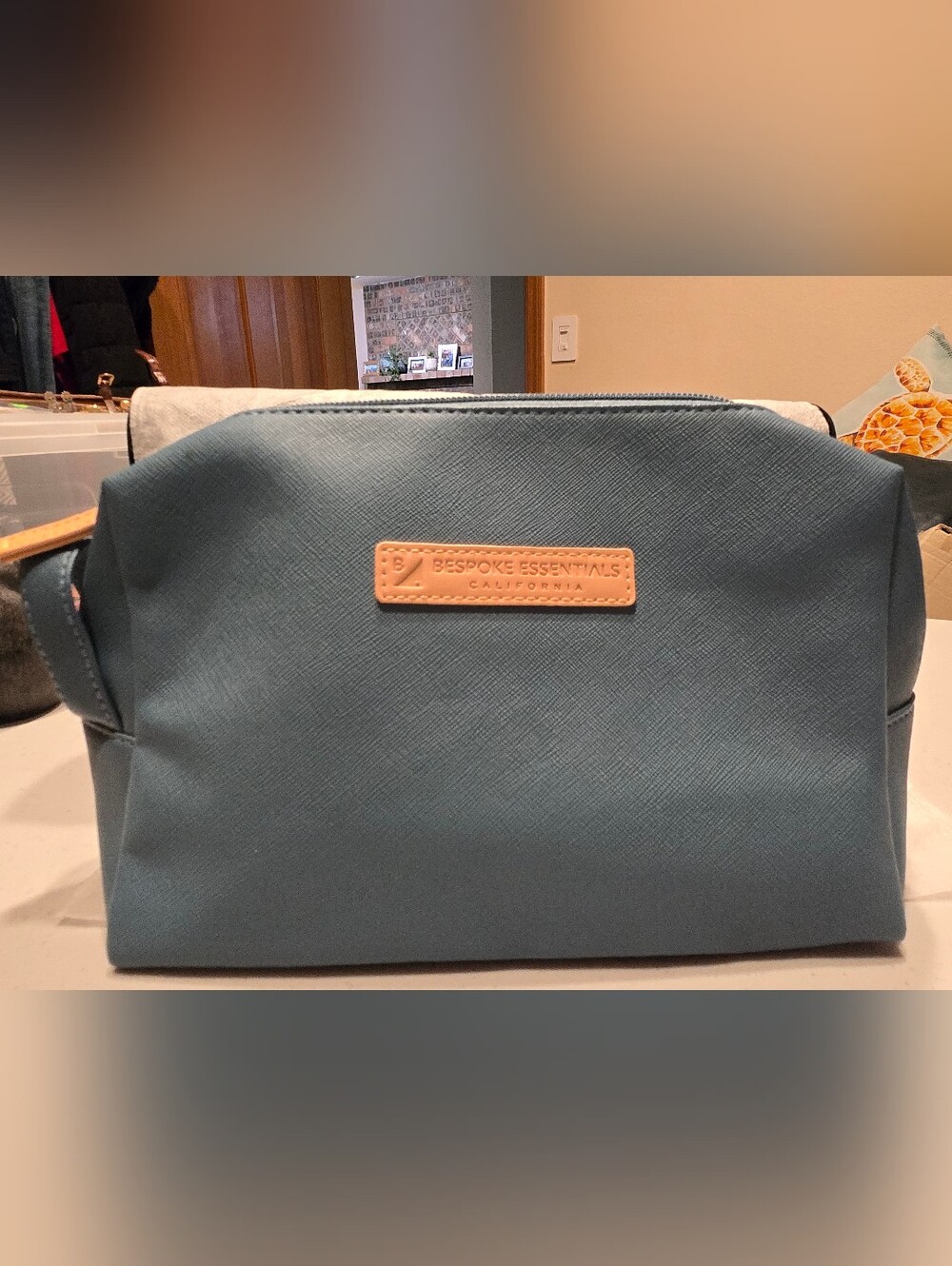 Be Spoke Essentials Teal Toiletry Bag with Tan Accent Patch, Unisex, LIKE NEW